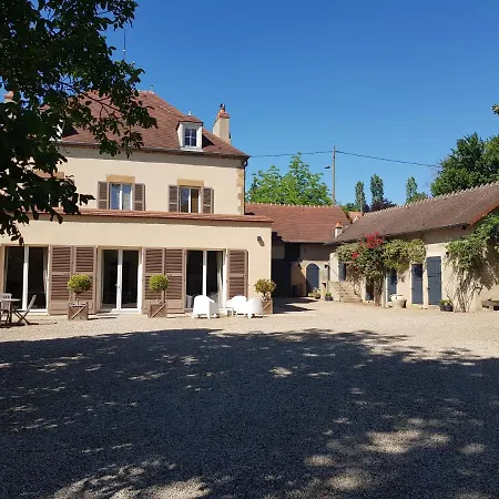 Le Verger Moulins Guest house *